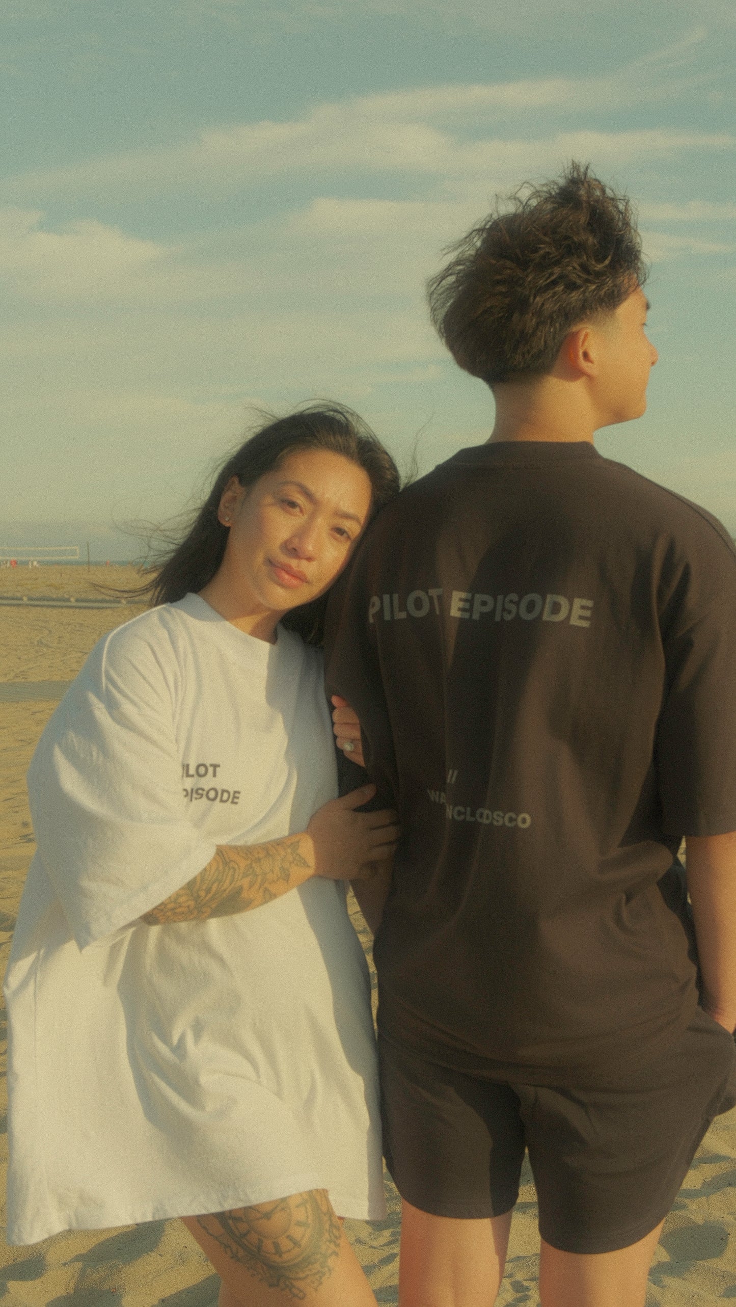 PILOT EPISODE // OVERSIZED TEE // WHITE