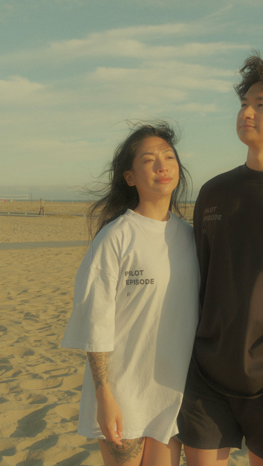 PILOT EPISODE // OVERSIZED TEE // WHITE